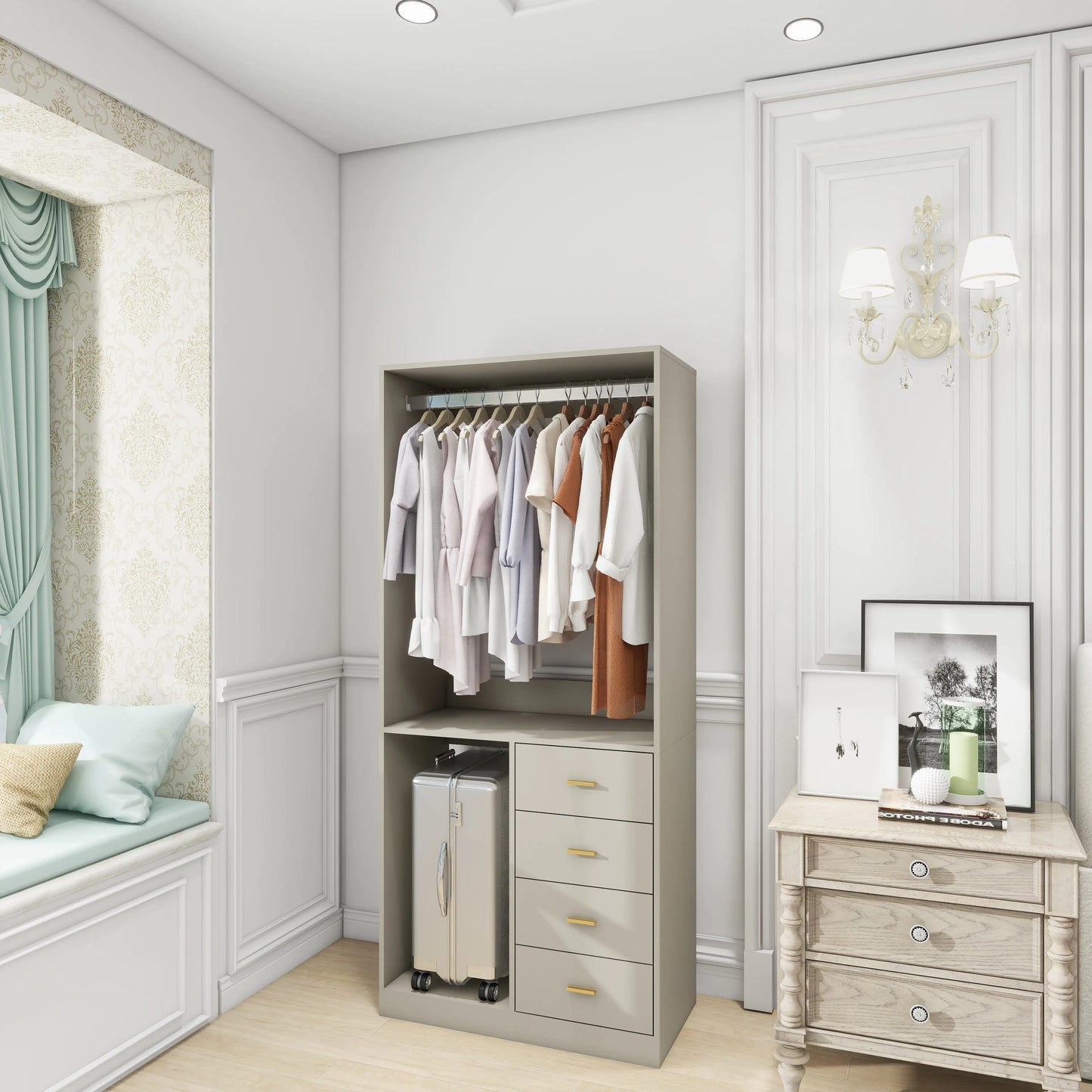 Walk in closet